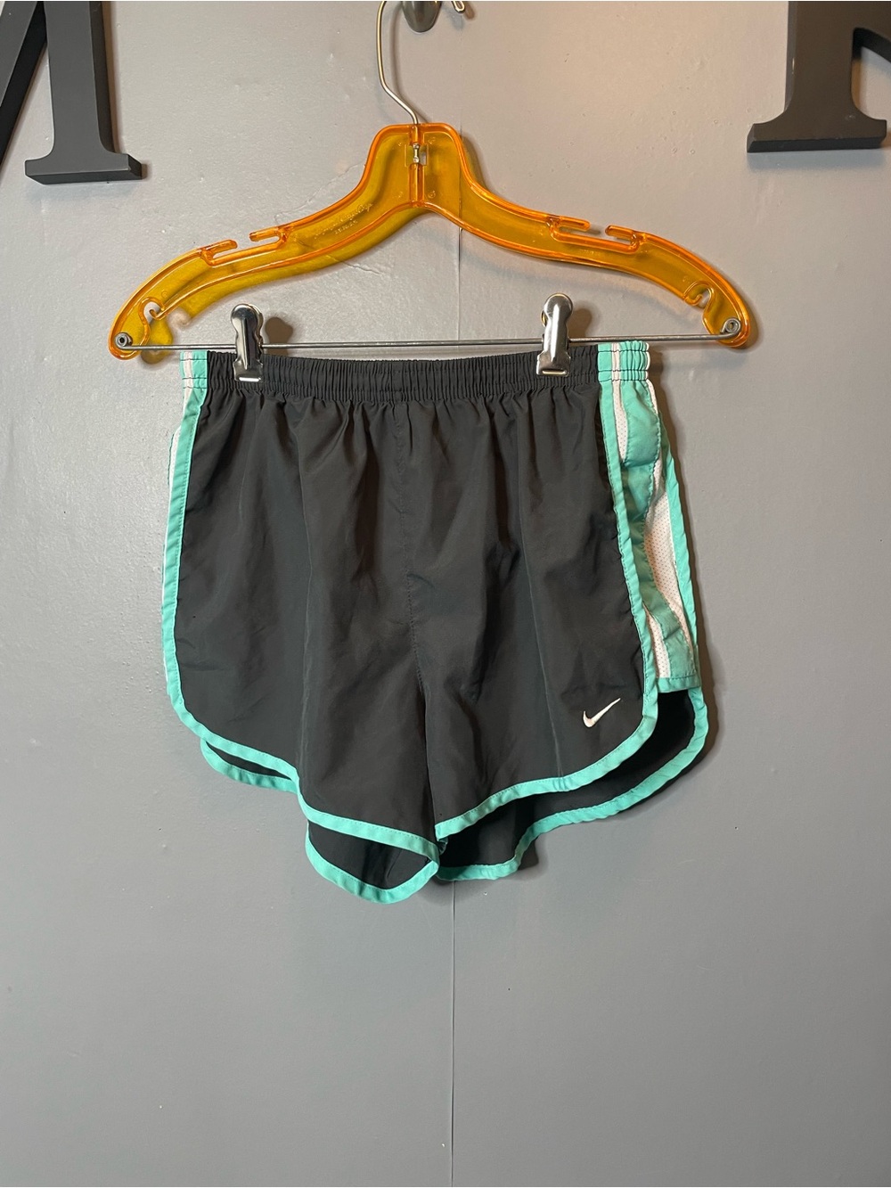 Nike Women's Gray Shorts with Mint Trim size small running shorts